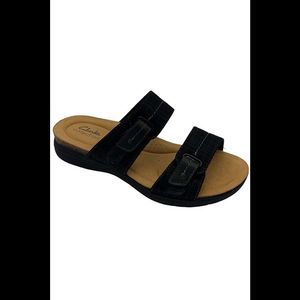 Clarks Women's Black and Tan Slide Sandals